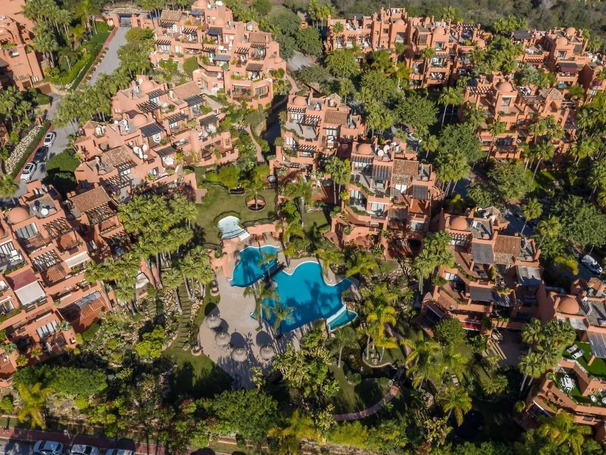 Дом отдыха Вилла Vacation Marbella I La Alzambra Peaceful Hideaway With Sea Views Испания